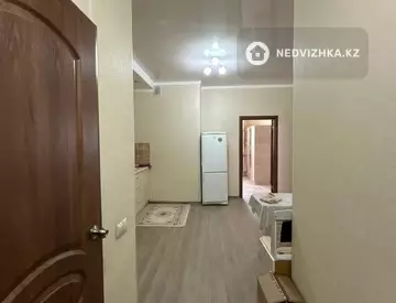 2-комнатная квартира, этаж 8 из 24, 55 м²