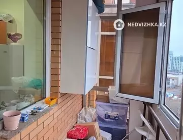 2-комнатная квартира, этаж 8 из 10, 90 м²