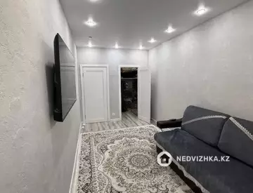 1-комнатная квартира, этаж 8 из 12, 40 м²