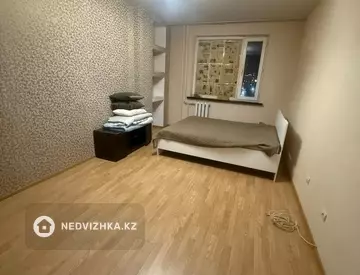 1-комнатная квартира, этаж 5 из 10, 37 м²