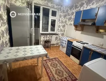 1-комнатная квартира, этаж 5 из 10, 37 м²