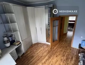 3-комнатная квартира, этаж 5 из 5, 82 м²