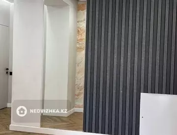 3-комнатная квартира, этаж 3 из 10, 93 м²