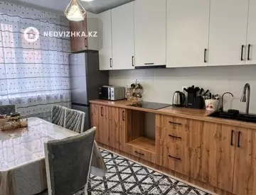 3-комнатная квартира, этаж 14 из 17, 102 м²