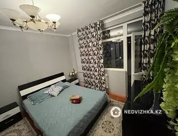 3-комнатная квартира, этаж 4 из 5, 86 м²