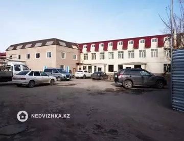 Офисное помещение, этаж 3 из 3, в административном здании, 2 100 м²