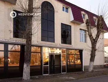 Офисное помещение, этаж 3 из 3, в административном здании, 2 100 м²