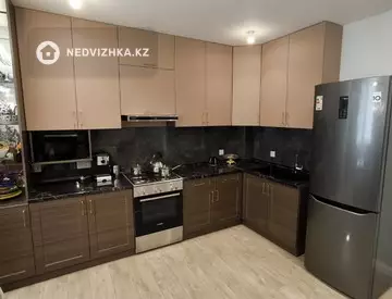 3-комнатная квартира, этаж 6 из 9, 84 м²