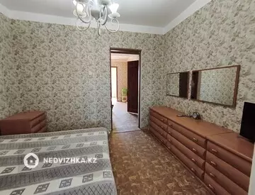 3-комнатная квартира, этаж 4 из 5, 73 м²