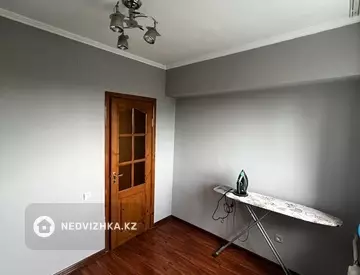 5-комнатная квартира, этаж 6 из 6, 103 м², на длительный срок