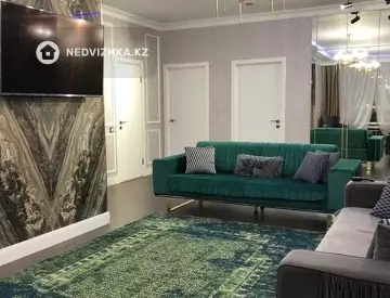 3-комнатная квартира, этаж 9 из 10, 95 м²