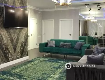 3-комнатная квартира, этаж 9 из 10, 95 м²