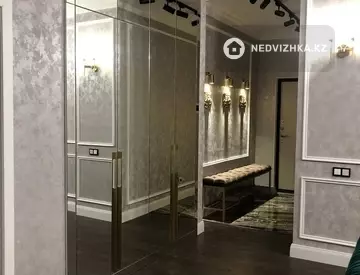 3-комнатная квартира, этаж 9 из 10, 95 м²