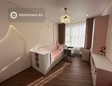 3-комнатная квартира, этаж 11 из 12, 97 м²