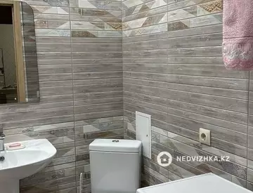 1-комнатная квартира, этаж 11 из 15, 44 м²