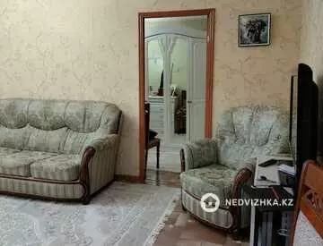 2-комнатная квартира, этаж 3 из 5, 46 м²