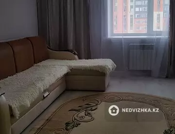 1-комнатная квартира, этаж 6 из 12, 38 м², на длительный срок
