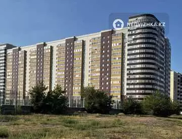3-комнатная квартира, этаж 15 из 16, 90 м²