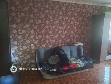 2-комнатная квартира, этаж 1 из 5, 44 м², на длительный срок