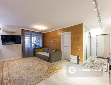 3-комнатная квартира, этаж 1 из 9, 64 м²