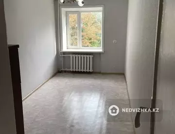 3-комнатная квартира, этаж 3 из 5, 55 м²