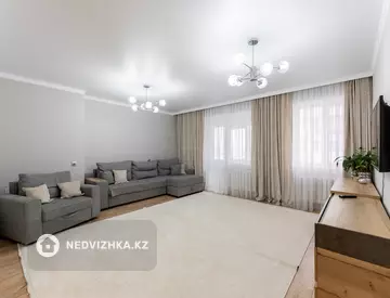 2-комнатная квартира, этаж 8 из 12, 69 м²