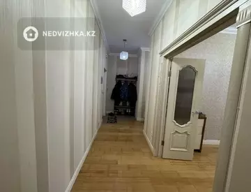 1-комнатная квартира, этаж 12 из 18, 55 м²