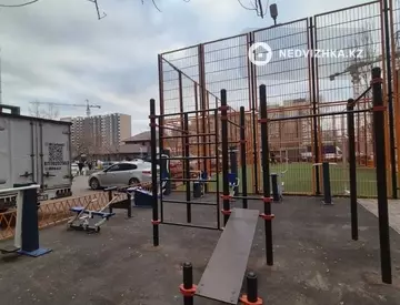 2-комнатная квартира, этаж 10 из 16, 90 м²