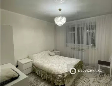 2-комнатная квартира, этаж 3 из 5, 55 м²