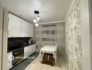 3-комнатная квартира, этаж 3 из 8, 73 м²