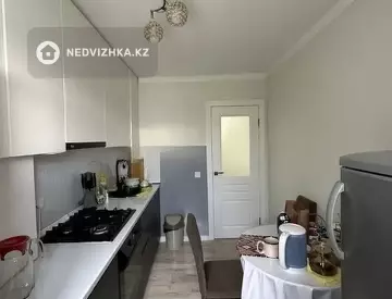 3-комнатная квартира, этаж 2 из 5, 65 м²