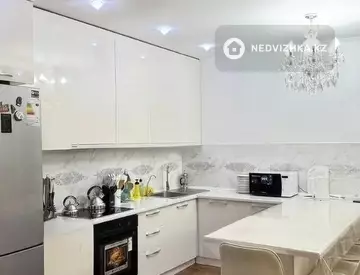 3-комнатная квартира, этаж 9 из 16, 102 м²