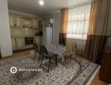 3-комнатная квартира, этаж 8 из 12, 70 м²