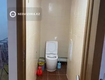 3-комнатная квартира, этаж 8 из 12, 70 м²