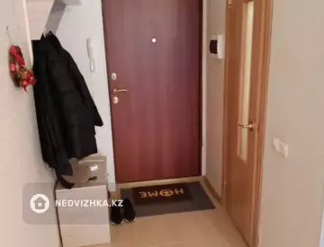 1-комнатная квартира, этаж 3 из 13, 30 м²