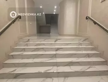 2-комнатная квартира, этаж 5 из 8, 48 м²