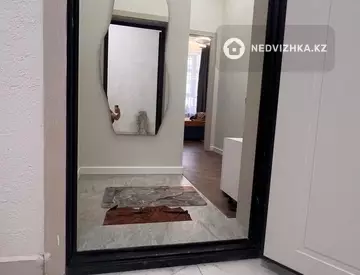 2-комнатная квартира, этаж 4 из 9, 43 м²