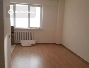 1-комнатная квартира, этаж 7 из 17, 63 м²