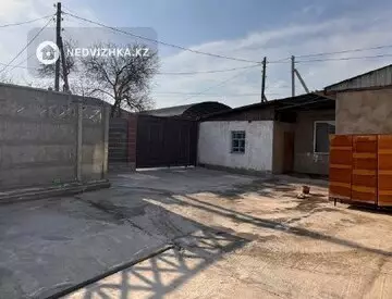 8-комнатный дом, 200 м²