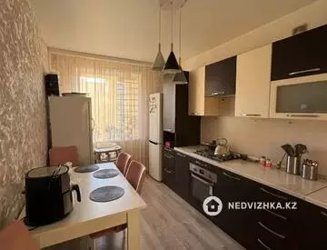 2-комнатная квартира, этаж 4 из 6, 66 м²