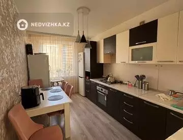 2-комнатная квартира, этаж 4 из 6, 66 м²