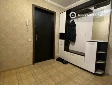 2-комнатная квартира, этаж 2 из 5, 52 м²