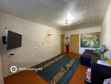 2-комнатная квартира, этаж 2 из 5, 44 м²