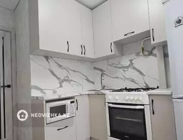 2-комнатная квартира, этаж 2 из 5, 49 м²