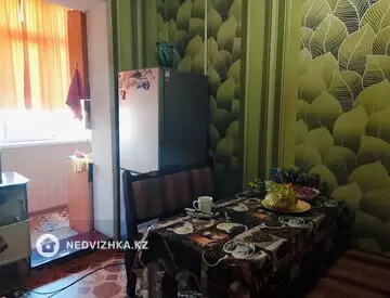 2-комнатная квартира, этаж 4 из 5, 52 м²