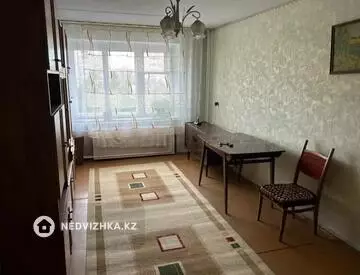 2-комнатная квартира, этаж 4 из 9, 44 м²