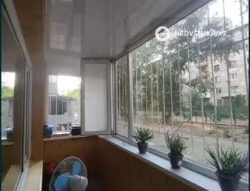 3-комнатная квартира, этаж 1 из 5, 64 м²