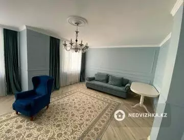 3-комнатная квартира, этаж 8 из 12, 150 м²