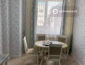3-комнатная квартира, этаж 8 из 12, 150 м²