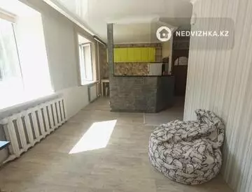 2-комнатная квартира, этаж 1 из 5, 43 м²